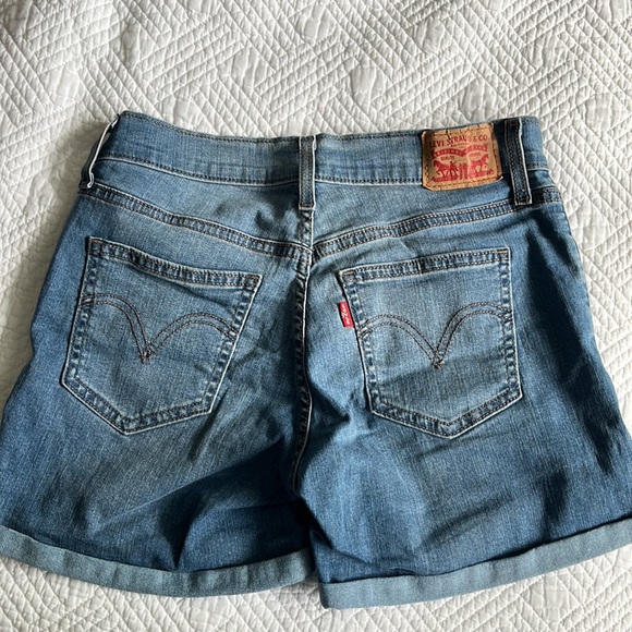 2-for-1 Levi's! - Picture 6 of 6
